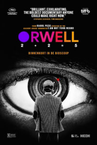 Een reclameposter voor de film "Owrell" met een grote oog, een persoon in pak die er voor staat, en kleurrijke tekst over de film, gericht op bioscoopbezoekers.