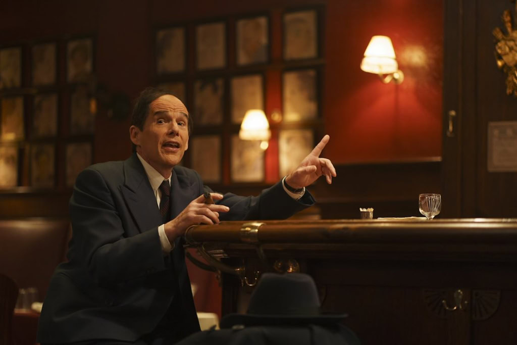 Gezellig filmmoment in Cinema Middelburg met comfortabele zitplaatsen en moderne projector. Geniet van popcorn en drankjes terwijl je de nieuwste films bekijkt in een gezellige ambiance.