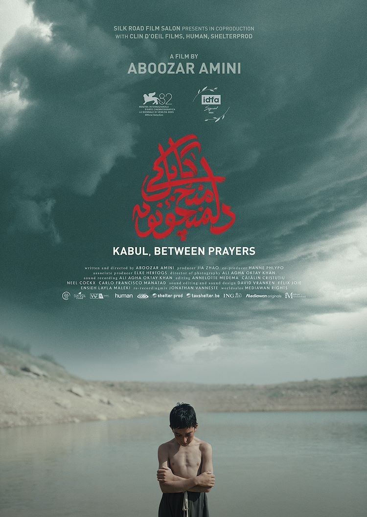 Poster van Kabul, Between Prayers