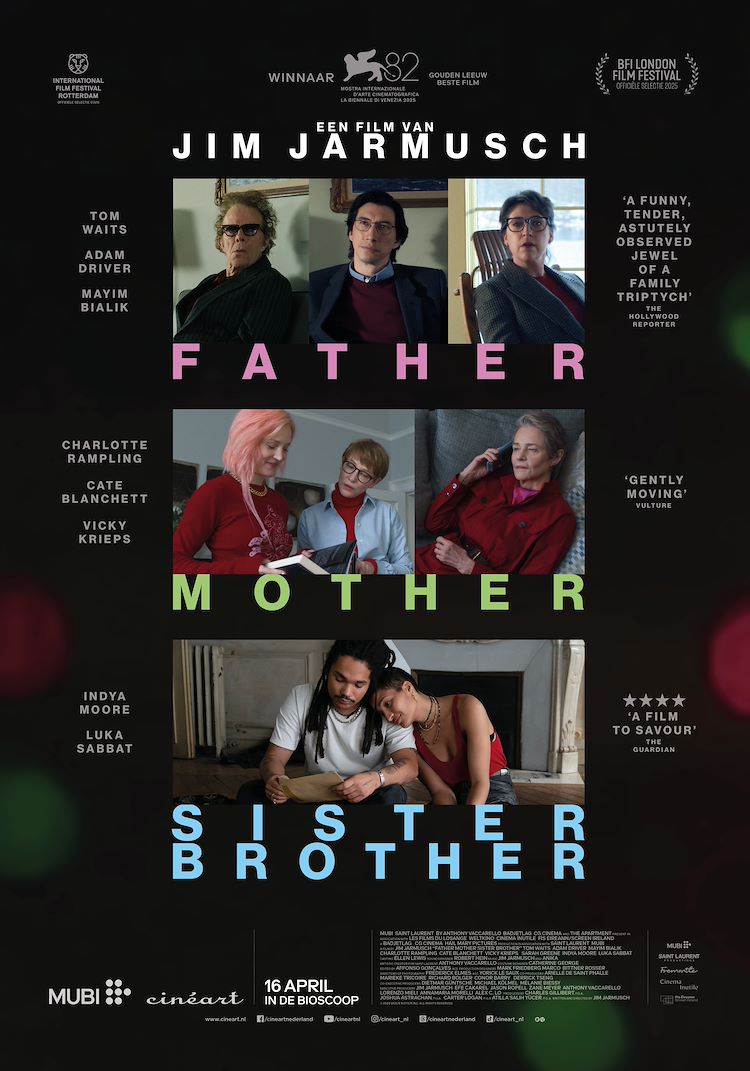 Poster van Father Mother Sister Brother