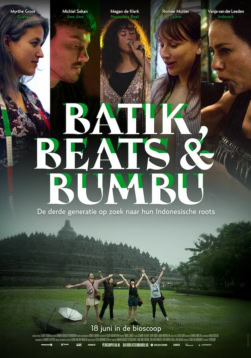 Filmposter voor Batik, Beats & Bumbu met Indonesische dansers en muzikanten, en een landschap met mensen die dansen bij een tempel.