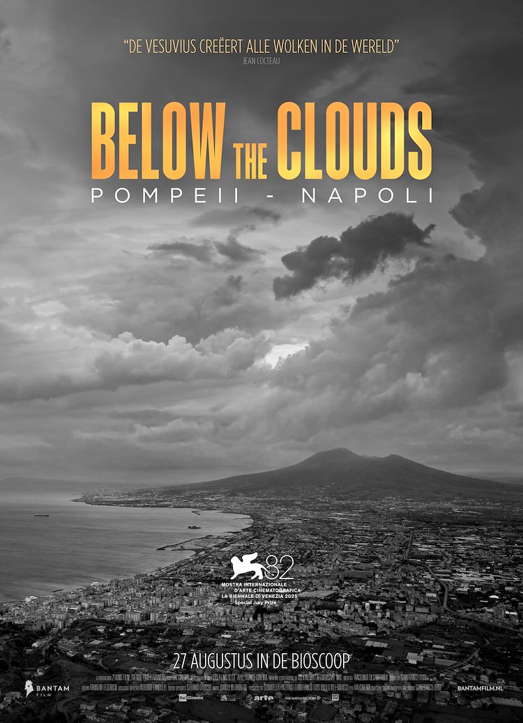 Poster van Below the Clouds