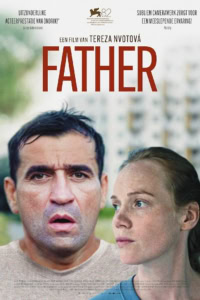 Film poster voor 'Father' met een man en een jonge vrouw, uitgedrukt emotioneel, met een stedelijke achtergrond, geschikt voor cinema en filmrecensies.